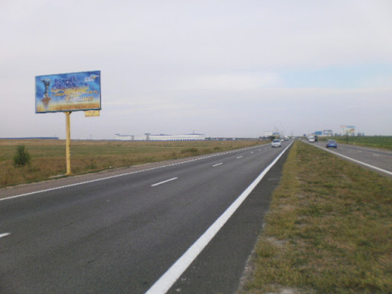 Фото рекламной плоскости по адресу трасса Киев-Чернигов_км 24+200_левый // из Киева