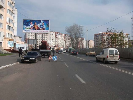 Фото рекламной плоскости по адресу ул. Зодчих (д.№20)