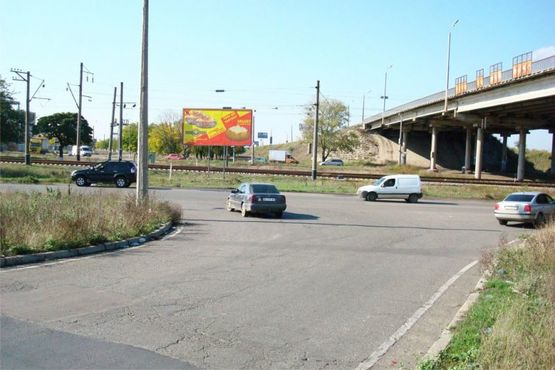 Фото рекламной плоскости по адресу Овидиопольская дорога /Промрынок "7км", ТЦ "Метро" №2