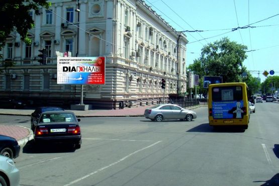 Фото рекламной плоскости по адресу Итальянский бульвар / Привокзальная площадь