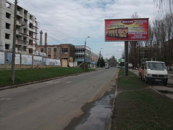 Фото рекламной плоскости по адресу ул. Порика (Маяк)