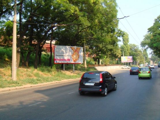 Фото рекламної площини за адресою ул. Приморская №55