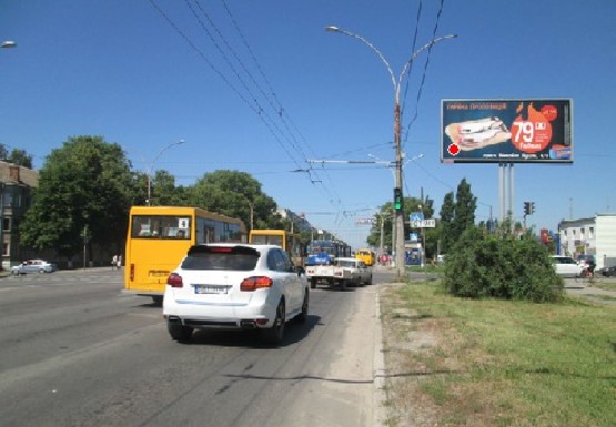 Фото рекламної площини за адресою Харьковская ул. - Линейная ул.