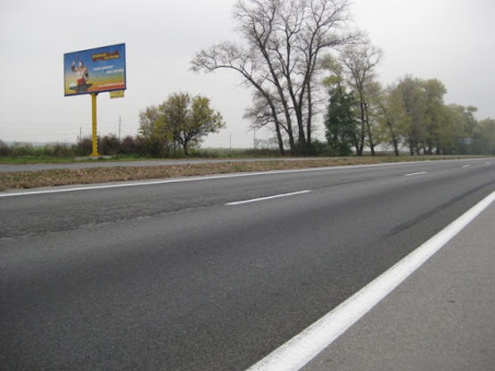 Фото рекламної площини за адресою трасса Киев-Чернигов_км 41+200_правый // в Киев