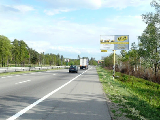 Фото рекламної площини за адресою трасса Киев-Обухов-Знаменка_км 30+800_правый // из Киева