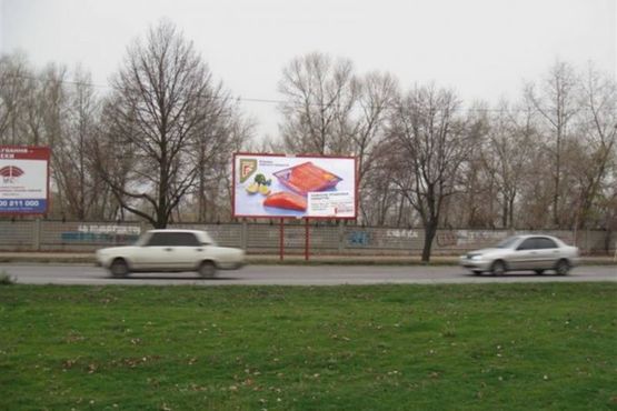 Фото рекламной плоскости по адресу Набережна магіст. - Українська вул.