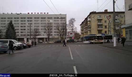 Фото рекламної площини за адресою Победы пл., 6 (гостиница Житомир)