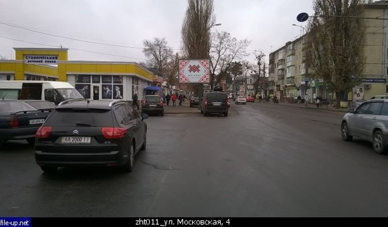 Фото рекламной плоскости по адресу Небесной сотни ул., 4 (быв. Московская) - Житний рынок, 200м. От "Сильпо"