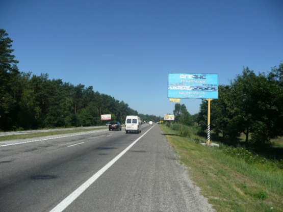 Фото рекламної площини за адресою трасса Киев-Обухов-Знаменка_км 35+450_левый // в Киев