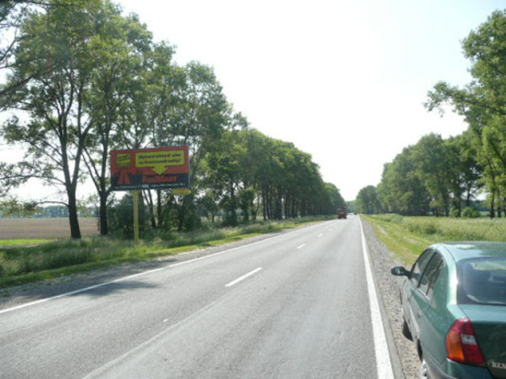 Фото рекламної площини за адресою трасса Киев-Сумы_км 36+300_правый // в Киев