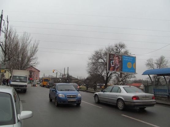 Фото рекламной плоскости по адресу Чаривная -  8 Марта