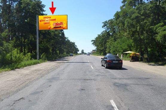 Фото рекламной плоскости по адресу ул.Залютинская -развязка с окружной- флажок№2-выезд из города в ст. Солоницевки