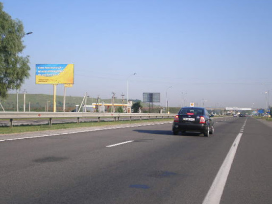 Фото рекламной плоскости по адресу трасса Киев-Обухов-Знаменка_км 25+600_правый // в Киев