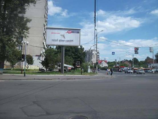 Фото рекламной плоскости по адресу ул. Брацлавская - ул. Замостянская
