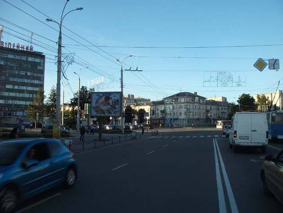 Фото рекламної площини за адресою пр. Коцюбинского (дом Офицеров)