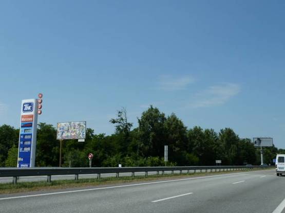 Фото рекламной плоскости по адресу трасса Киев-Житомир_км 27+100_левый // из Киева