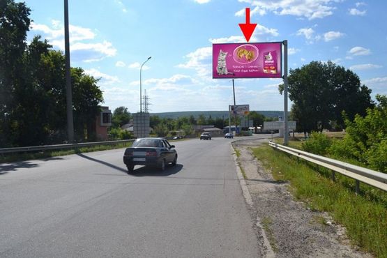 Фото рекламної площини за адресою Клочковская -развязка с окружной-флажок№4 выезд из  Харькова  в ст. Дергачей