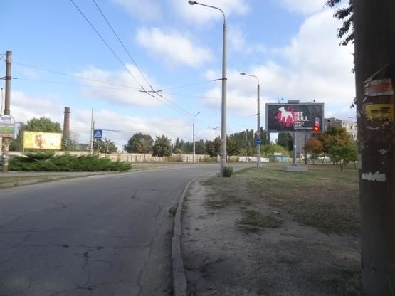 Фото рекламной плоскости по адресу вул.Привокзальна — вул. Новокузнецька, вїзд з Південного мкрн., ст.А