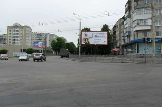 Фото рекламной плоскости по адресу Дундича Олека вул. - Черняка вул.