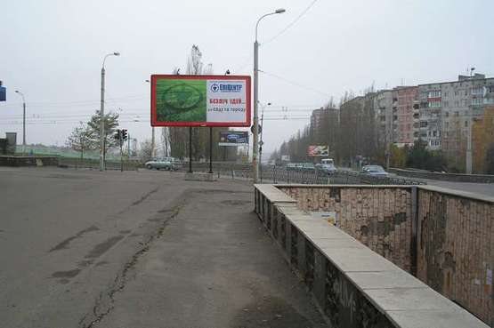 Фото рекламної площини за адресою Дундича Олека вул. - Черняка вул.