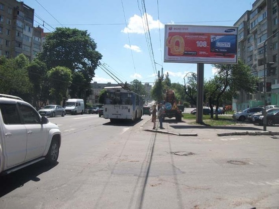 Фото рекламной плоскости по адресу ул. Киевская - ул. Богдана Ступки