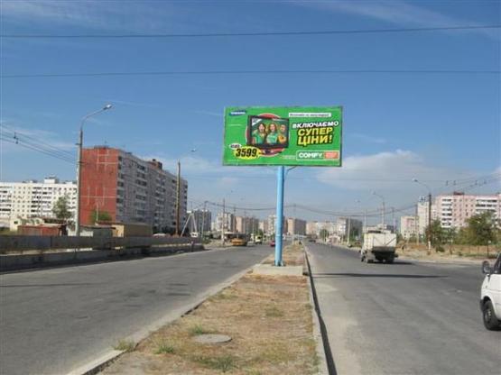 Фото рекламної площини за адресою ул.Новокузнецкая-ул.Стешенко