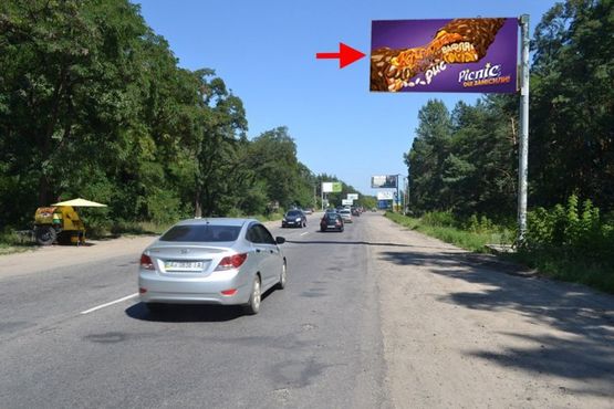 Фото рекламной плоскости по адресу ул.Залютинская -развязка с окружной-флажок№2-въезд в город со ст. Солоницевки