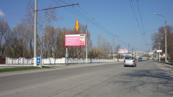 Фото рекламной плоскости по адресу Новокузнецкая-АЗС Укрнафта