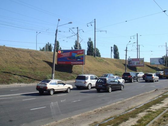 Фото рекламной плоскости по адресу ул. Балковская / Пересыпь / Херсонский Сквер №6 21b
