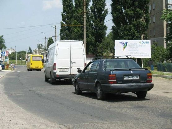 Фото рекламної площини за адресою ул.Бугазская-Победы, ИВЕРИЯ, Рынок, автостоянка, СТО, м-н"Иверия", кафе"Иверия"