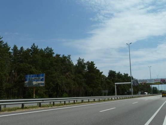 Фото рекламной плоскости по адресу трасса Киев-Житомир_км 36+500_правый // в Киев