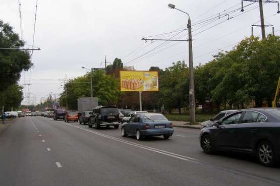 Фото рекламної площини за адресою Інглезі вул. (25-ої Чапаєвської Дивізії вул.) - Варненська вул. (Дмитра Байди-Вишневецького вул.), 25