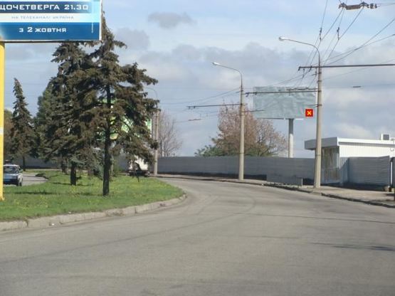 Фото рекламної площини за адресою вул.Перемоги,129а - напроти БК "Титан";  рядом с АЗС ВОГ, ст.А