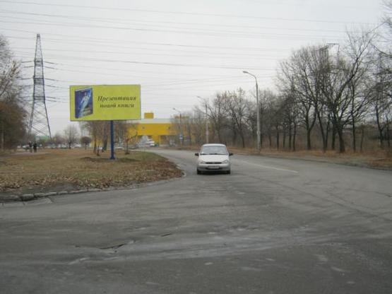 Фото рекламной плоскости по адресу ул.Чаривная-ул.Полякова