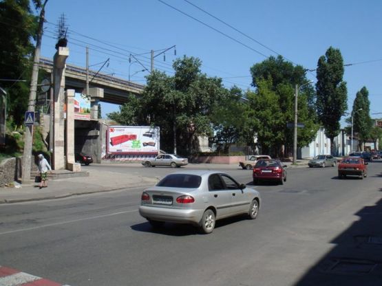 Фото рекламної площини за адресою ул. Приморская / пер. Газовый №4