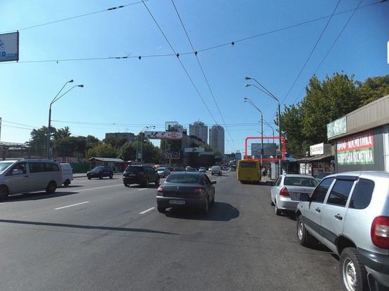 Фото рекламної площини за адресою Довженка 1В,перед Шулявским путепроводом в сторону Индустриального моста (остановка, м.Шулявская)