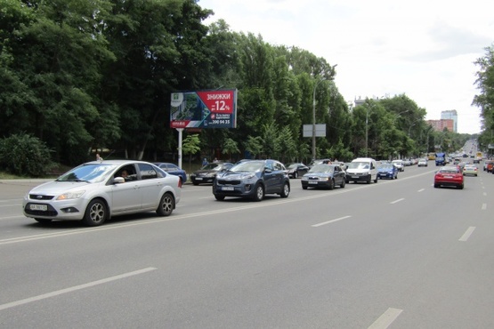 Фото рекламной плоскости по адресу Васильковская ул. 37 , в направлении М.Ломоносова ,из центра