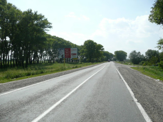 Фото рекламной плоскости по адресу трасса Киев-Сумы_км 33+350_правый // в Киев