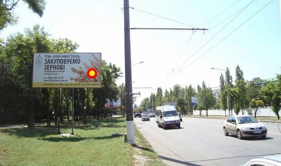 Фото рекламної площини за адресою пр.Героев Украины_69, под 90 град. Въезд в город, стБ
