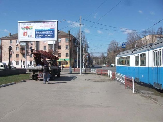 Фото рекламної площини за адресою ул. Академика Янгеля - ул. Замостянская