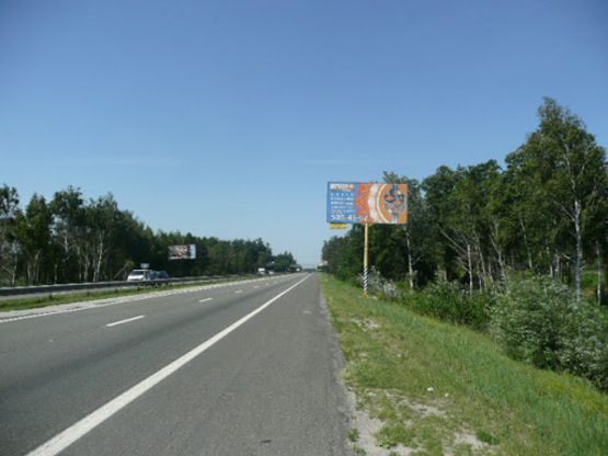 Фото рекламної площини за адресою трасса Киев-Обухов-Знаменка_км 32+000_левый // в Киев