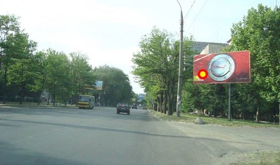 Фото рекламной плоскости по адресу пр.Богоявленский, 43А (Материальные ворота Института Имульсн. техн), стА