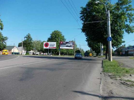 Фото рекламної площини за адресою Степана Бандери вул. (Баумана вул.), 10 - Лепехівська вул. (права)