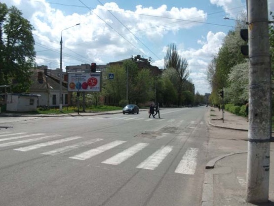 Фото рекламной плоскости по адресу ул. Академика Янгеля - ул. Ширшова