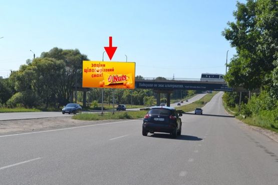 Фото рекламной плоскости по адресу Московский пр-т - Ростовская трасса -пос. Рогань-въезд в город