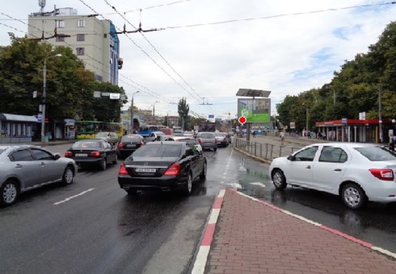 Фото рекламной плоскости по адресу Пирогова ул., 56 (Остановка) [№29]