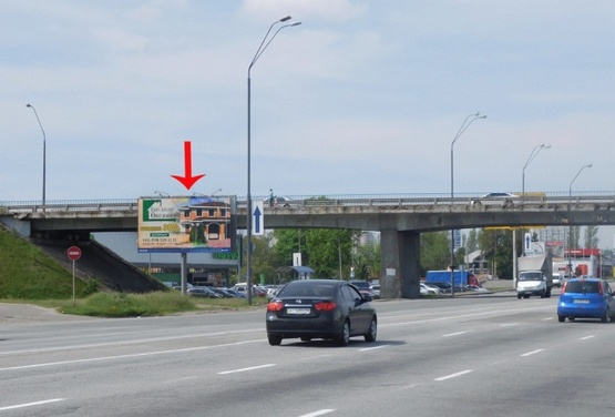 Фото рекламной плоскости по адресу Броварський пр-т перед виїздом з вул. Попудренка