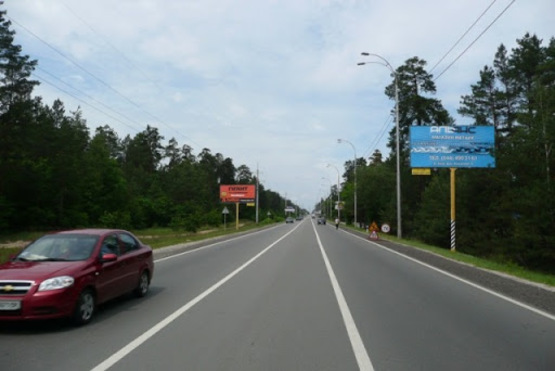Фото рекламної площини за адресою трасса Киев-Обухов_км 32+450_левый // в Киев