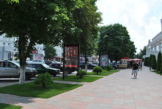 Фото рекламної площини за адресою (№2)  ул. Гетьманская, 39 ТЦ Украина видеоситилайт