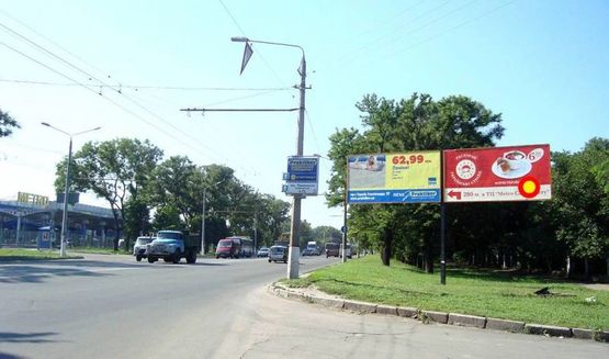 Фото рекламной плоскости по адресу пр.Героев Украины -ост."Плавбассейн",ст.А, Правый